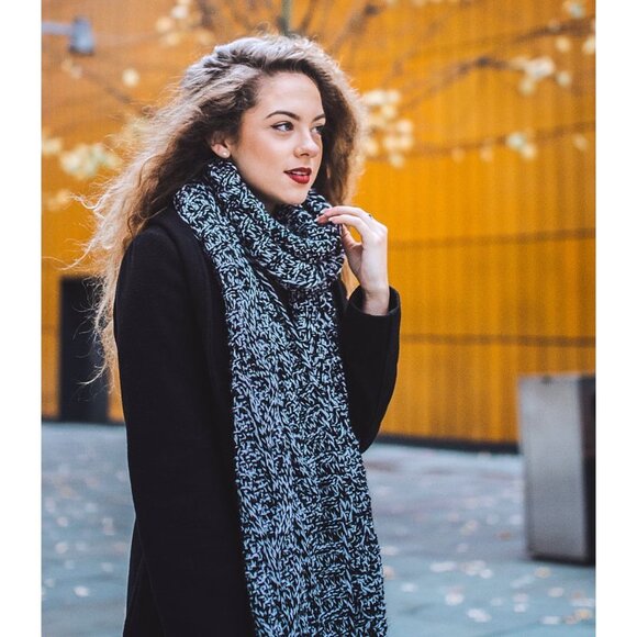 I'm Co-Hosting The "Classic Winter Fits Posh Party" on Friday 2/6/26 @7:00pm PST - Picture 5 of 12